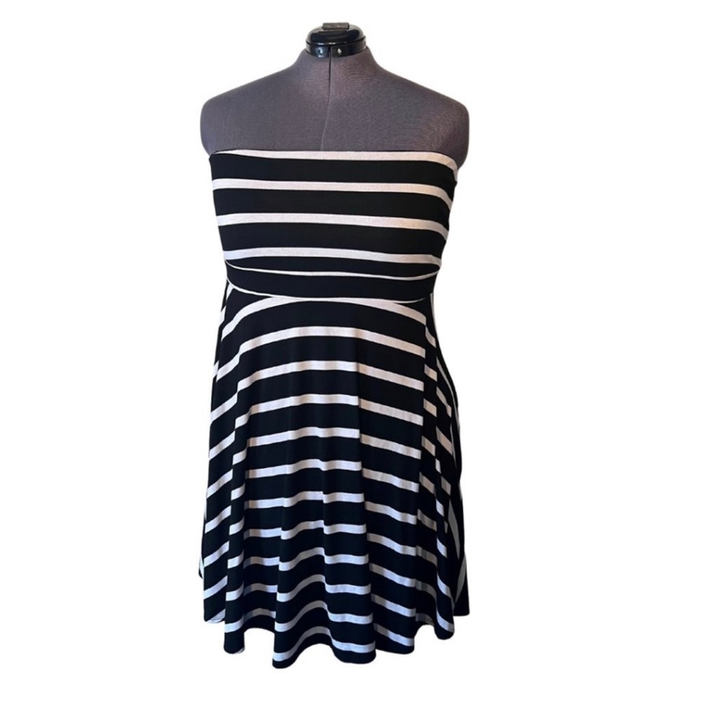 Torrid Strapless Black & White Striped Dress